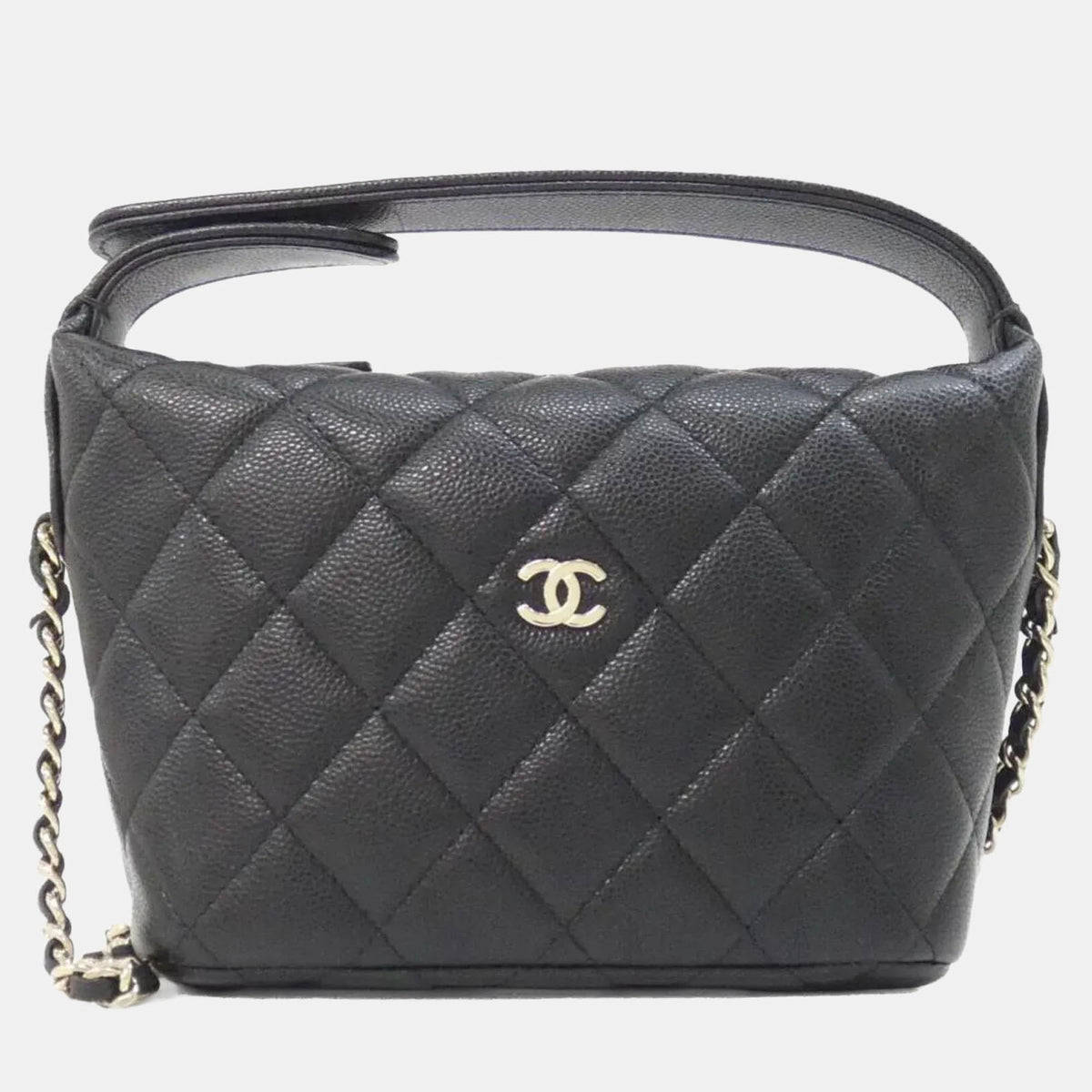 Chanel src:http://cdn.theluxurycloset.com/uploads/products/full/luxury-women-chanel-used-handbags-p1423237-004.jpg
