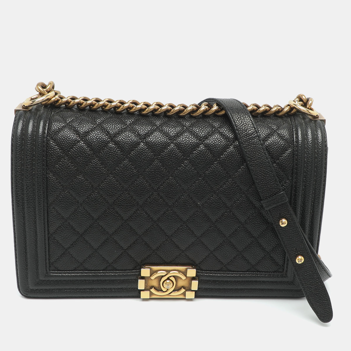Chanel src:http://cdn.theluxurycloset.com/uploads/products/full/luxury-women-chanel-used-handbags-p1425974-001.jpg
