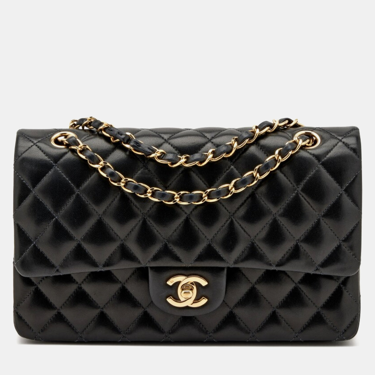 Chanel src:http://cdn.theluxurycloset.com/uploads/products/full/luxury-women-chanel-used-handbags-p1426271-017.jpg