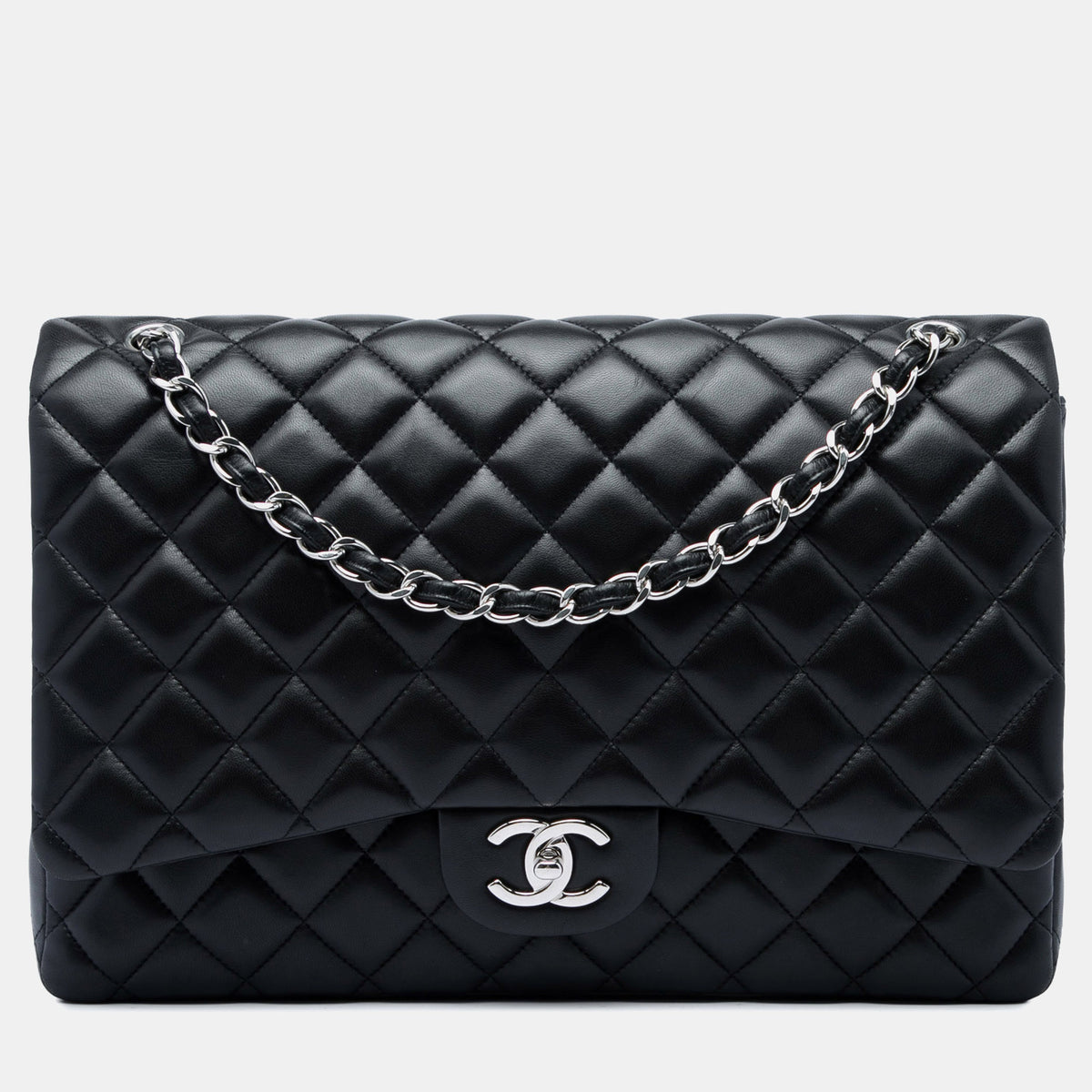 Chanel src:http://cdn.theluxurycloset.com/uploads/products/full/luxury-women-chanel-used-handbags-p1429299-006.jpg