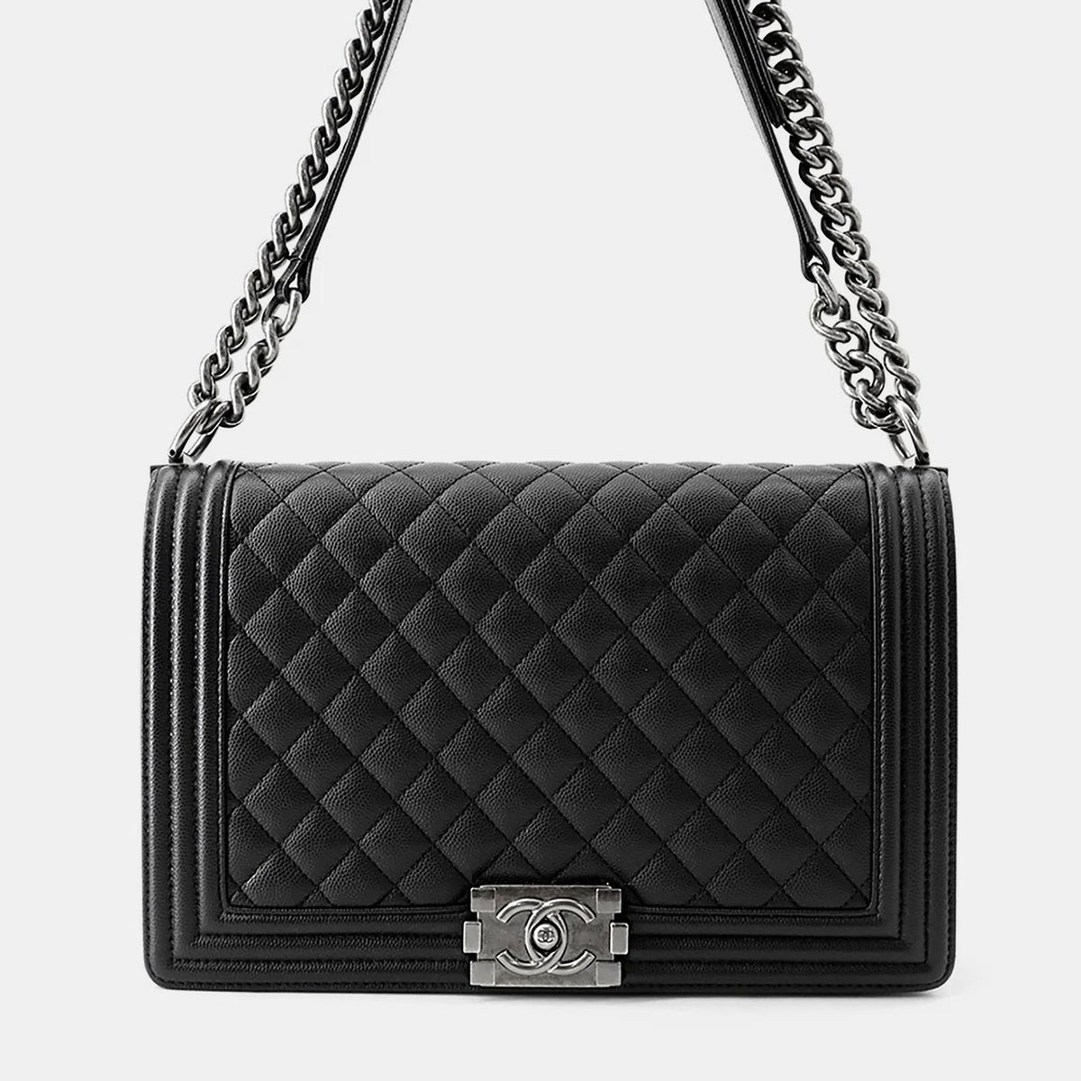 Chanel src:http://cdn.theluxurycloset.com/uploads/products/full/luxury-women-chanel-used-handbags-p1430201-004.jpg