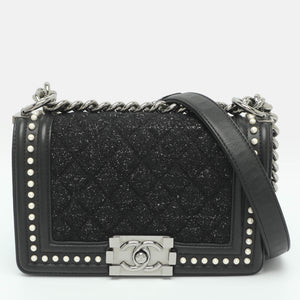src:http://cdn.theluxurycloset.com/uploads/products/full/luxury-women-chanel-used-handbags-p1430489-001.jpg