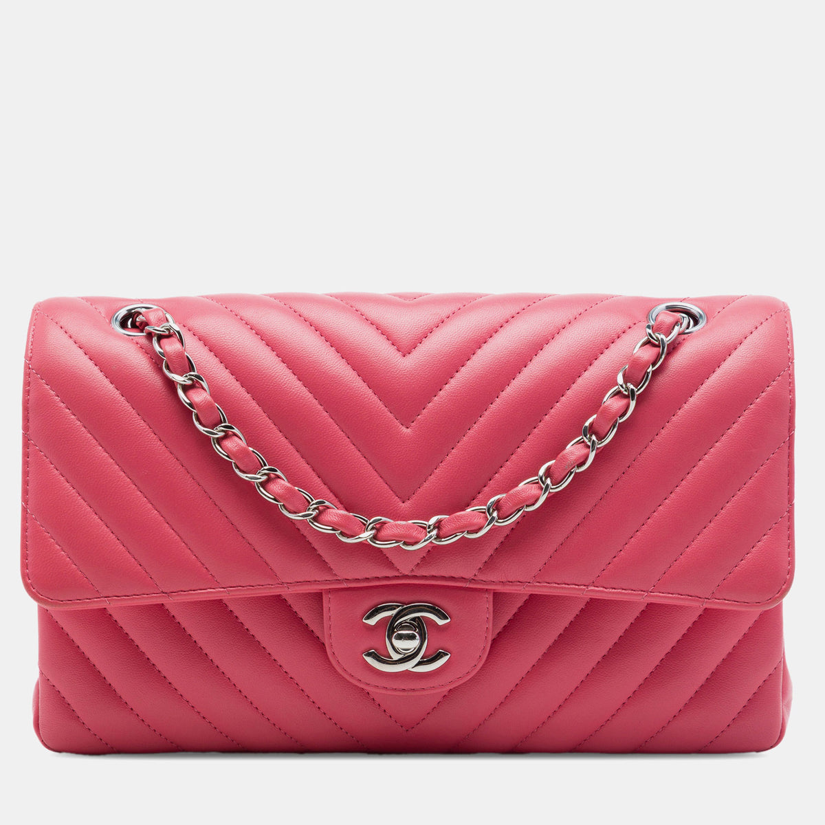 Chanel src:http://cdn.theluxurycloset.com/uploads/products/full/luxury-women-chanel-used-handbags-p1432801-004.jpg
