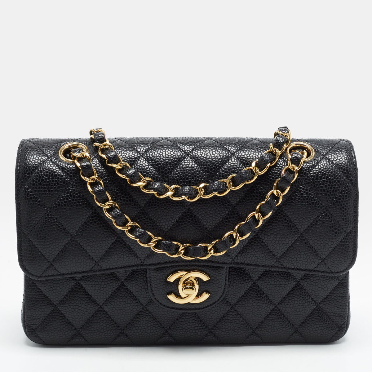 Chanel src:http://cdn.theluxurycloset.com/uploads/products/full/luxury-women-chanel-used-handbags-p1432973-001.jpg