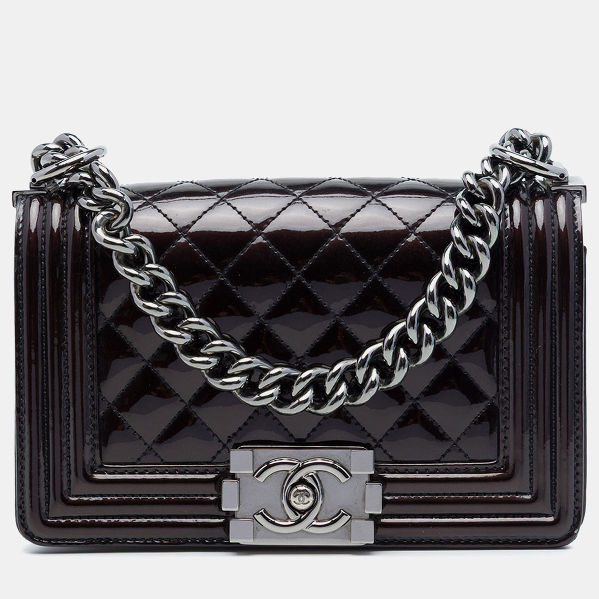Chanel src:http://cdn.theluxurycloset.com/uploads/products/full/luxury-women-chanel-used-handbags-p1433937-005.jpg