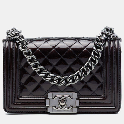src:http://cdn.theluxurycloset.com/uploads/products/full/luxury-women-chanel-used-handbags-p1433937-005.jpg
