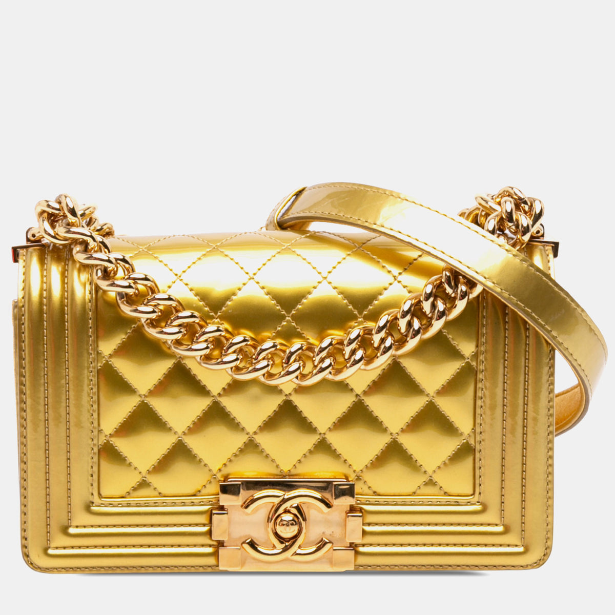 Chanel src:http://cdn.theluxurycloset.com/uploads/products/full/luxury-women-chanel-used-handbags-p1435352-005.jpg