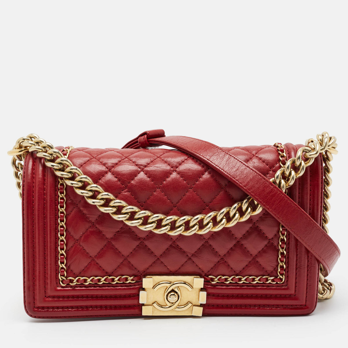 Chanel src:http://cdn.theluxurycloset.com/uploads/products/full/luxury-women-chanel-used-handbags-p1442633-001.jpg