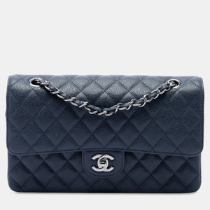 src:http://cdn.theluxurycloset.com/uploads/products/full/luxury-women-chanel-used-handbags-p1442973-001.jpg