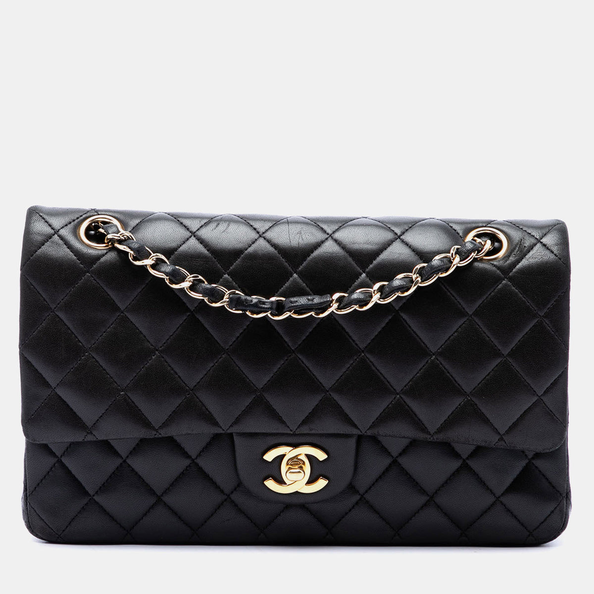 Chanel src:http://cdn.theluxurycloset.com/uploads/products/full/luxury-women-chanel-used-handbags-p1443678-005.jpg
