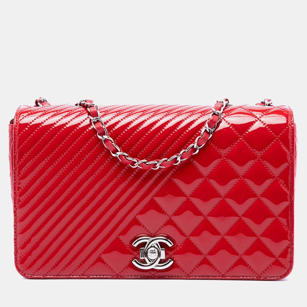 Chanel src:http://cdn.theluxurycloset.com/uploads/products/full/luxury-women-chanel-used-handbags-p1443785-005.jpg