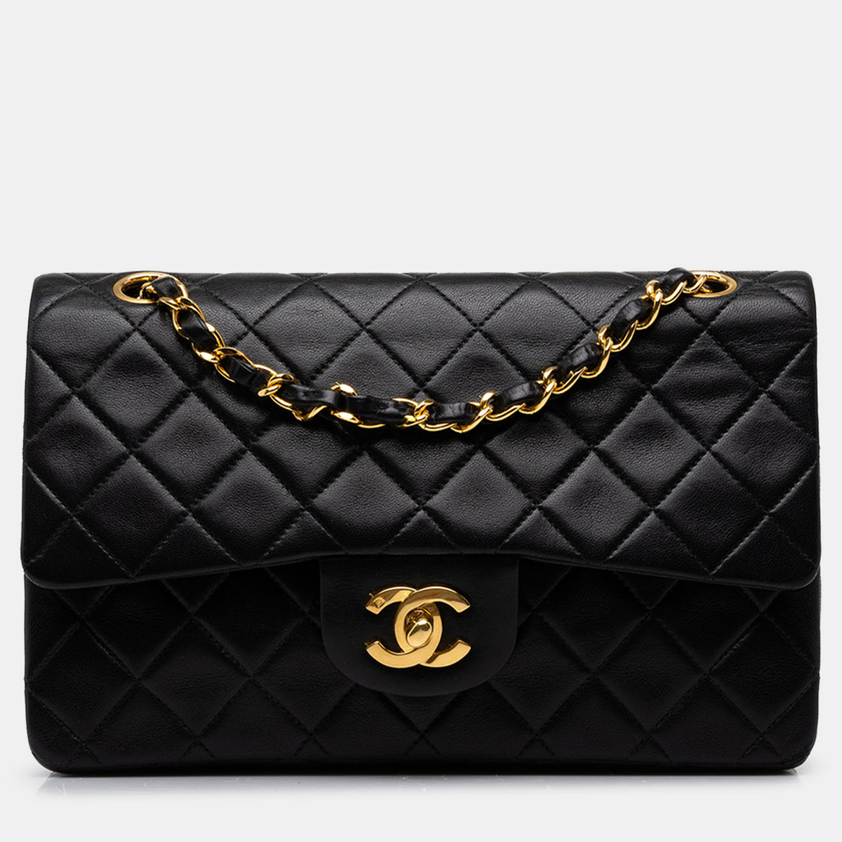 Chanel src:http://cdn.theluxurycloset.com/uploads/products/full/luxury-women-chanel-used-handbags-p1445953-004.jpg