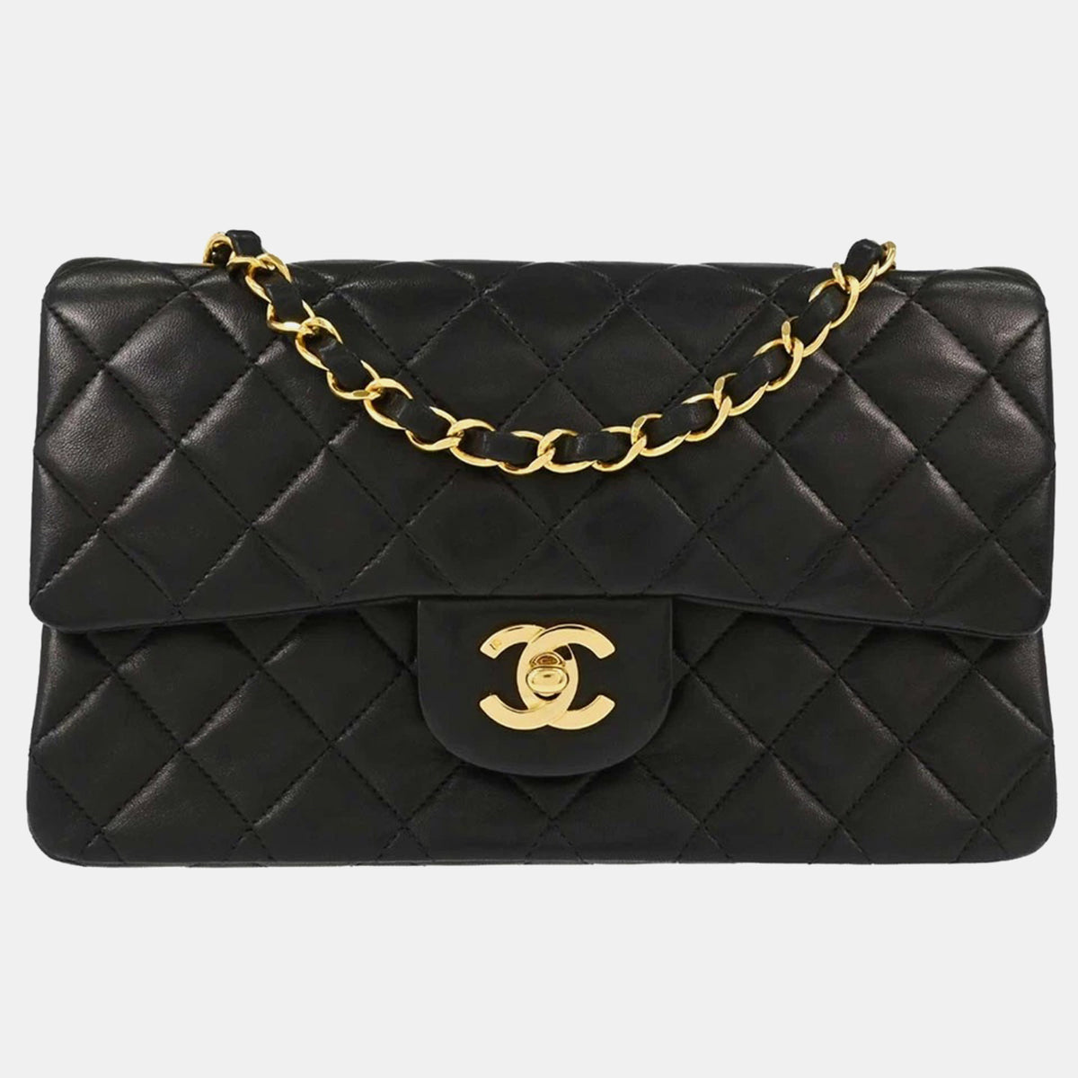 Chanel src:http://cdn.theluxurycloset.com/uploads/products/full/luxury-women-chanel-used-handbags-p1447576-017.jpg