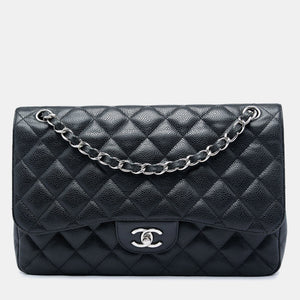 src:http://cdn.theluxurycloset.com/uploads/products/full/luxury-women-chanel-used-handbags-p1448087-005.jpg