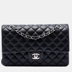 src:http://cdn.theluxurycloset.com/uploads/products/full/luxury-women-chanel-used-handbags-p1448089-002.jpg
