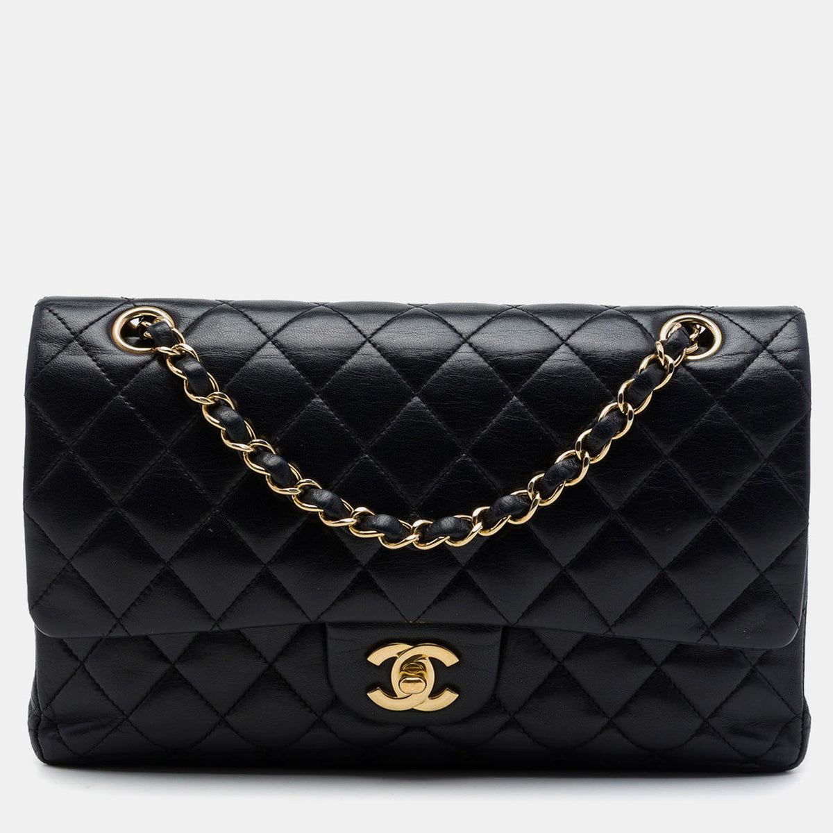 Chanel src:http://cdn.theluxurycloset.com/uploads/products/full/luxury-women-chanel-used-handbags-p1448119-006.jpg