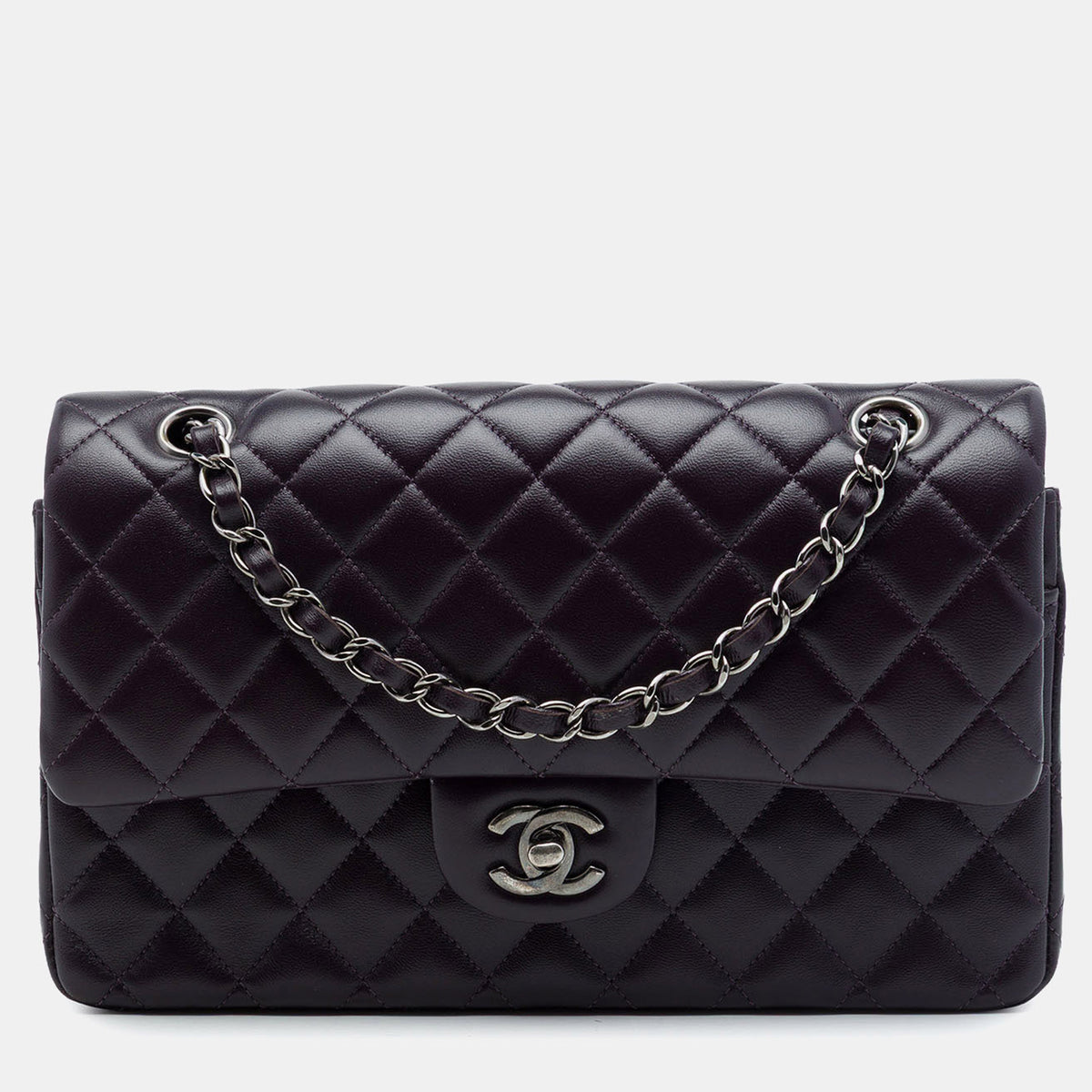 Chanel src:http://cdn.theluxurycloset.com/uploads/products/full/luxury-women-chanel-used-handbags-p1448151-012.jpg