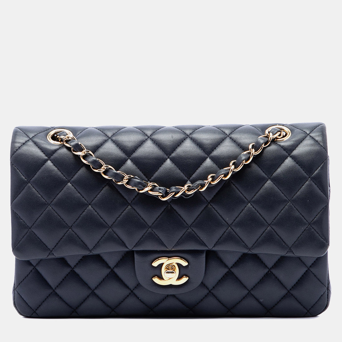 Chanel src:http://cdn.theluxurycloset.com/uploads/products/full/luxury-women-chanel-used-handbags-p1448180-003.jpg