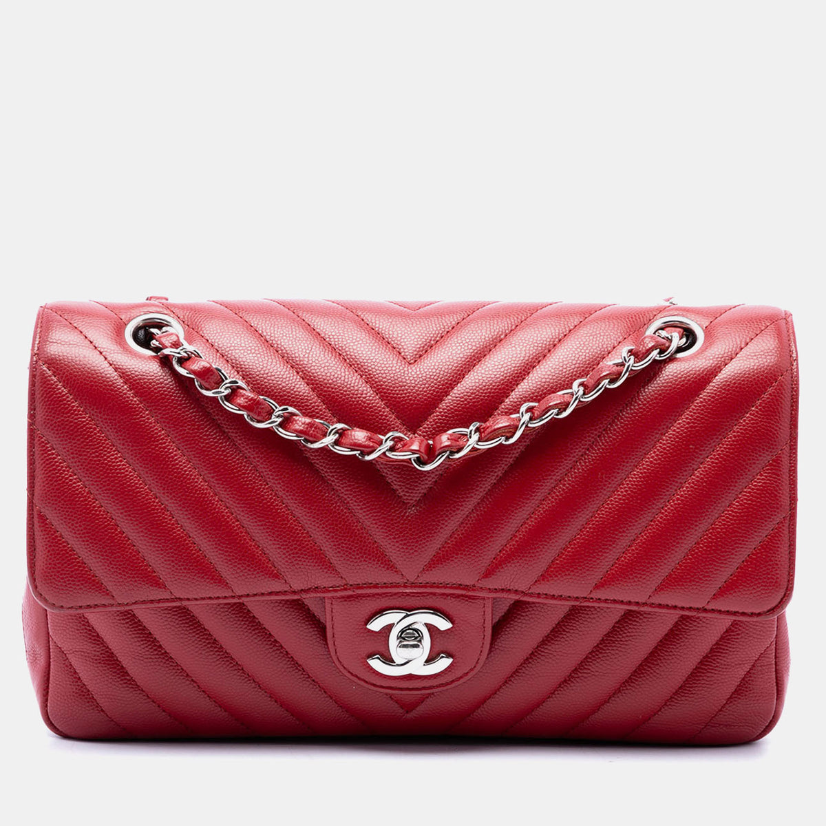 Chanel src:http://cdn.theluxurycloset.com/uploads/products/full/luxury-women-chanel-used-handbags-p1448208-004.jpg