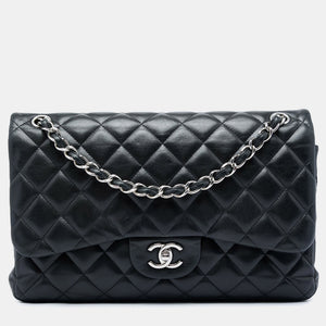 src:http://cdn.theluxurycloset.com/uploads/products/full/luxury-women-chanel-used-handbags-p1448361-005.jpg