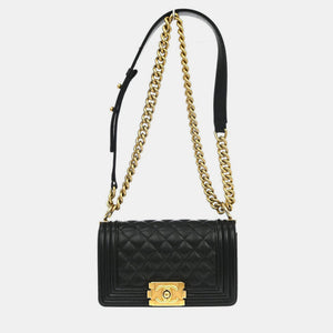 src:http://cdn.theluxurycloset.com/uploads/products/full/luxury-women-chanel-used-handbags-p1449202-006.jpg