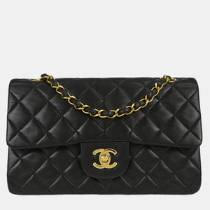 src:http://cdn.theluxurycloset.com/uploads/products/full/luxury-women-chanel-used-handbags-p1450408-001.jpg