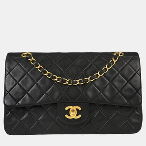 src:http://cdn.theluxurycloset.com/uploads/products/full/luxury-women-chanel-used-handbags-p1450409-001.jpg