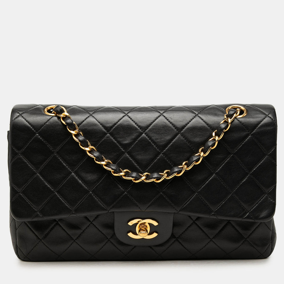 Chanel src:http://cdn.theluxurycloset.com/uploads/products/full/luxury-women-chanel-used-handbags-p1450522-003.jpg