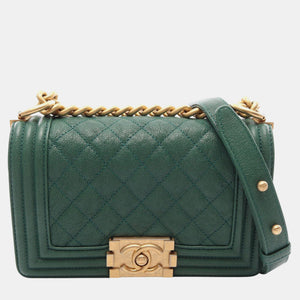 src:http://cdn.theluxurycloset.com/uploads/products/full/luxury-women-chanel-used-handbags-p1451603-005.jpeg