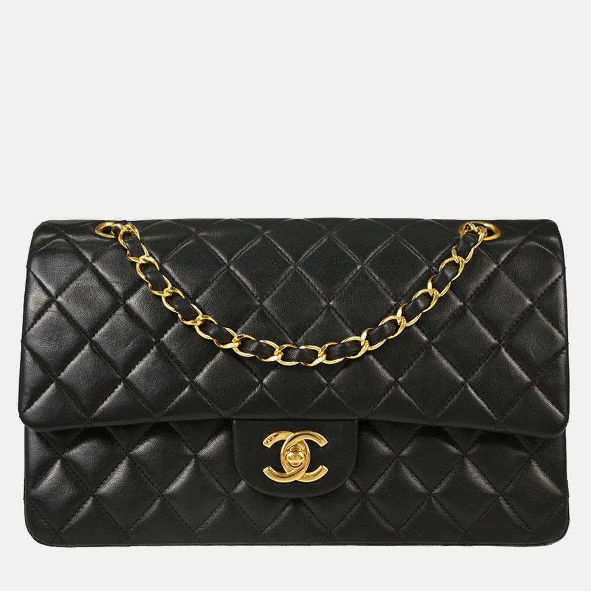 Chanel src:http://cdn.theluxurycloset.com/uploads/products/full/luxury-women-chanel-used-handbags-p1451888-001.jpeg