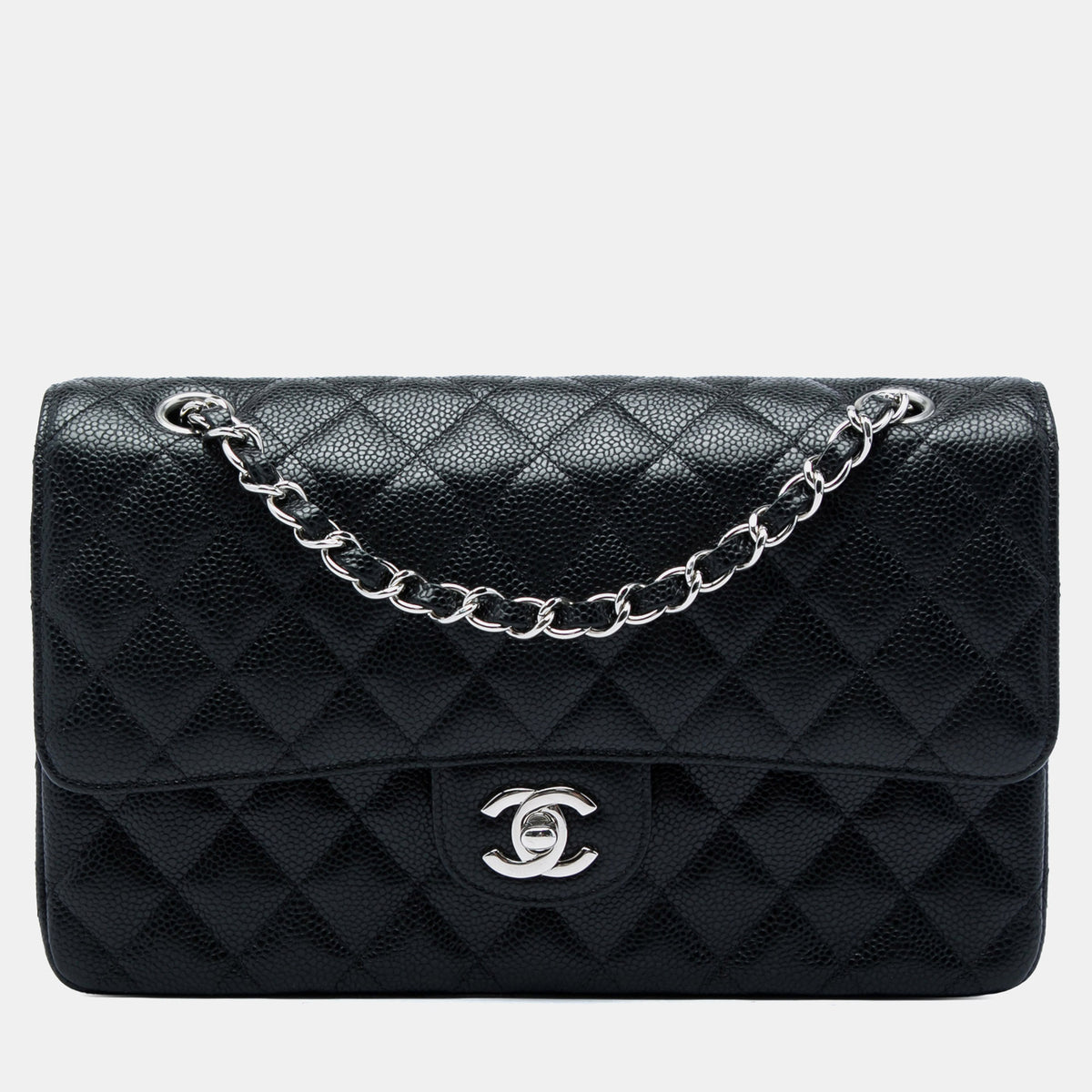 Chanel src:http://cdn.theluxurycloset.com/uploads/products/full/luxury-women-chanel-used-handbags-p1452003-006.jpg
