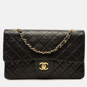src:http://cdn.theluxurycloset.com/uploads/products/full/luxury-women-chanel-used-handbags-p1452679-003.jpg