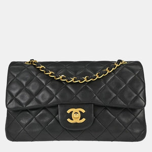 src:http://cdn.theluxurycloset.com/uploads/products/full/luxury-women-chanel-used-handbags-p1454816-015.jpeg