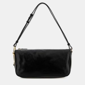 src:http://cdn.theluxurycloset.com/uploads/products/full/luxury-women-gucci-new-handbags-p1446944-002.jpg