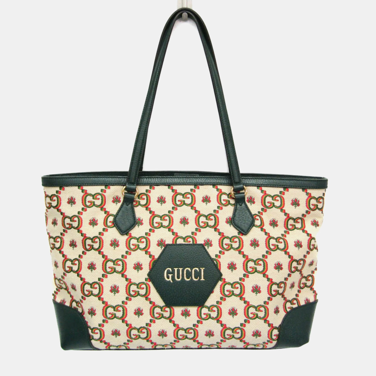 Gucci src:http://cdn.theluxurycloset.com/uploads/products/full/luxury-women-gucci-used-handbags-p1263912-004.jpeg