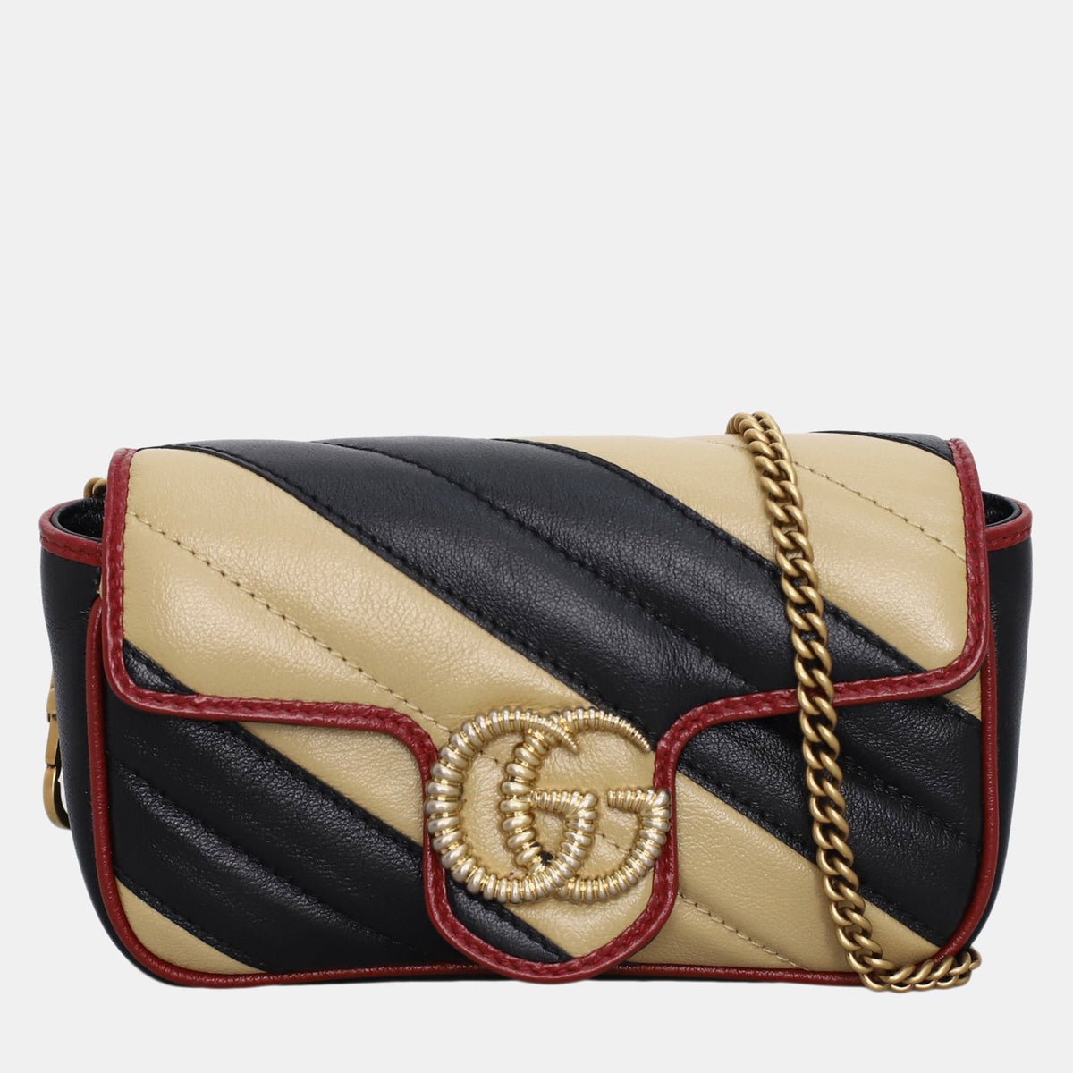 Gucci src:http://cdn.theluxurycloset.com/uploads/products/full/luxury-women-gucci-used-handbags-p1317304-001.jpg