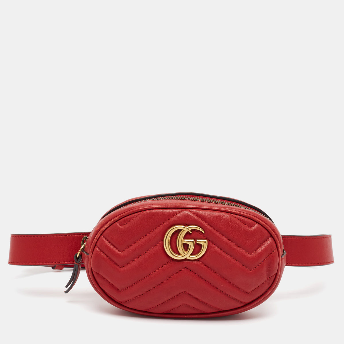 Gucci src:http://cdn.theluxurycloset.com/uploads/products/full/luxury-women-gucci-used-handbags-p1359543-001.jpg