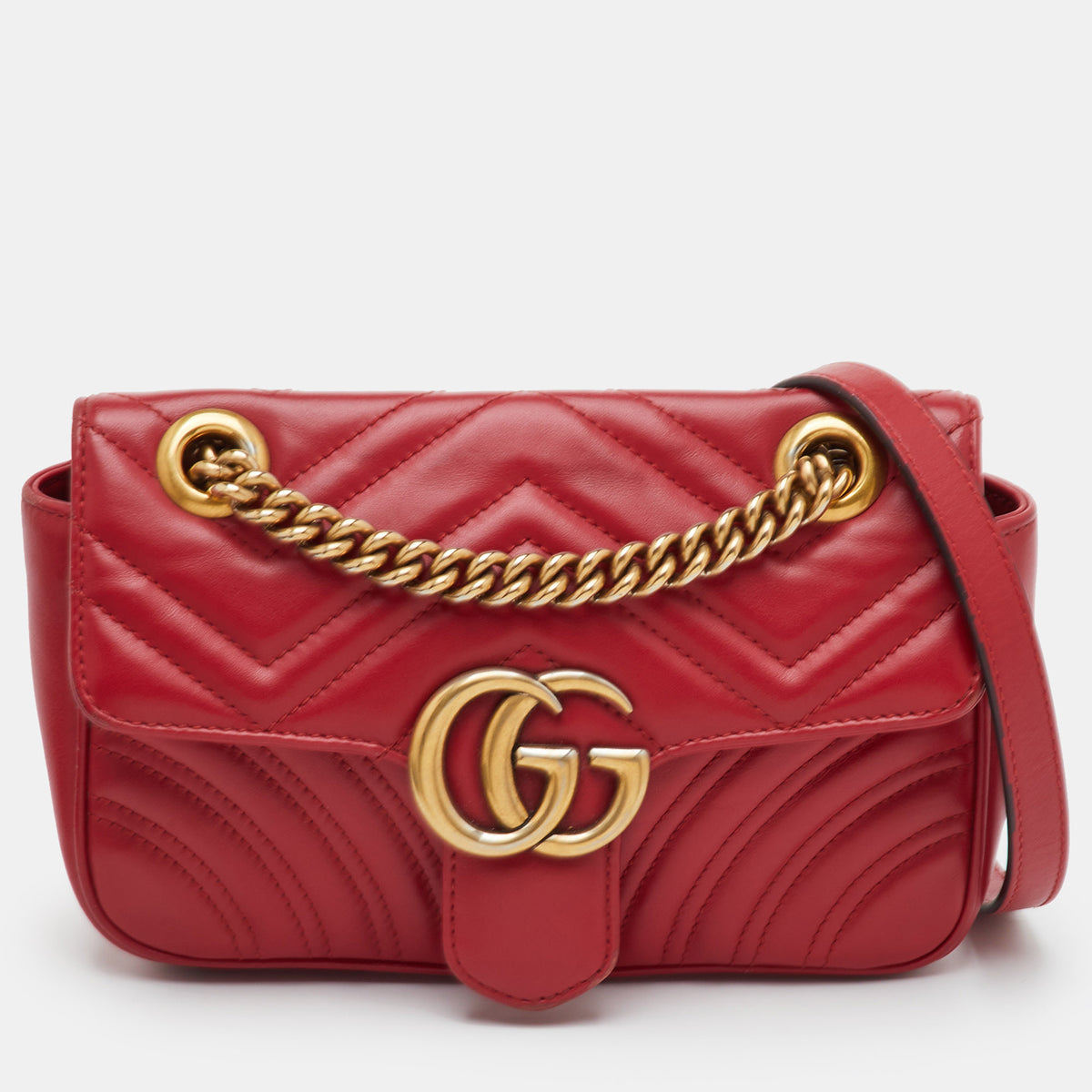 Gucci src:http://cdn.theluxurycloset.com/uploads/products/full/luxury-women-gucci-used-handbags-p1378698-001.jpg