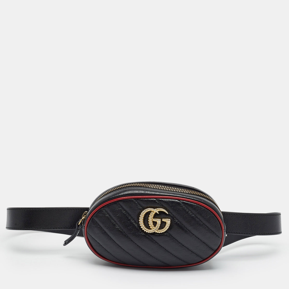 Gucci src:http://cdn.theluxurycloset.com/uploads/products/full/luxury-women-gucci-used-handbags-p1396938-001.jpg