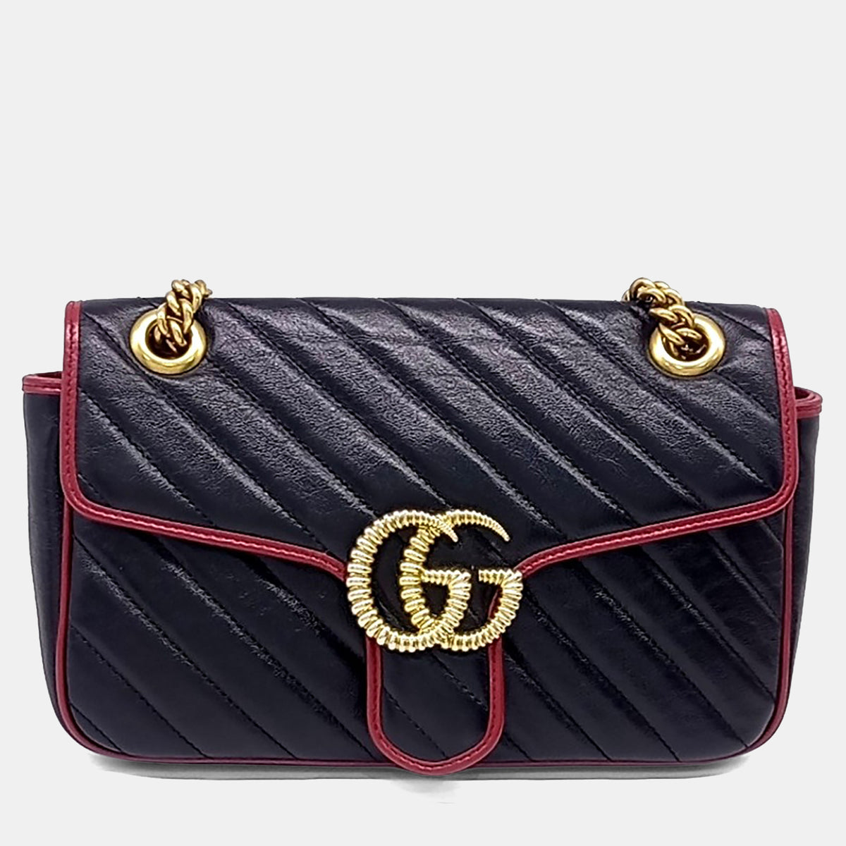 Gucci src:http://cdn.theluxurycloset.com/uploads/products/full/luxury-women-gucci-used-handbags-p1434690-010.jpg