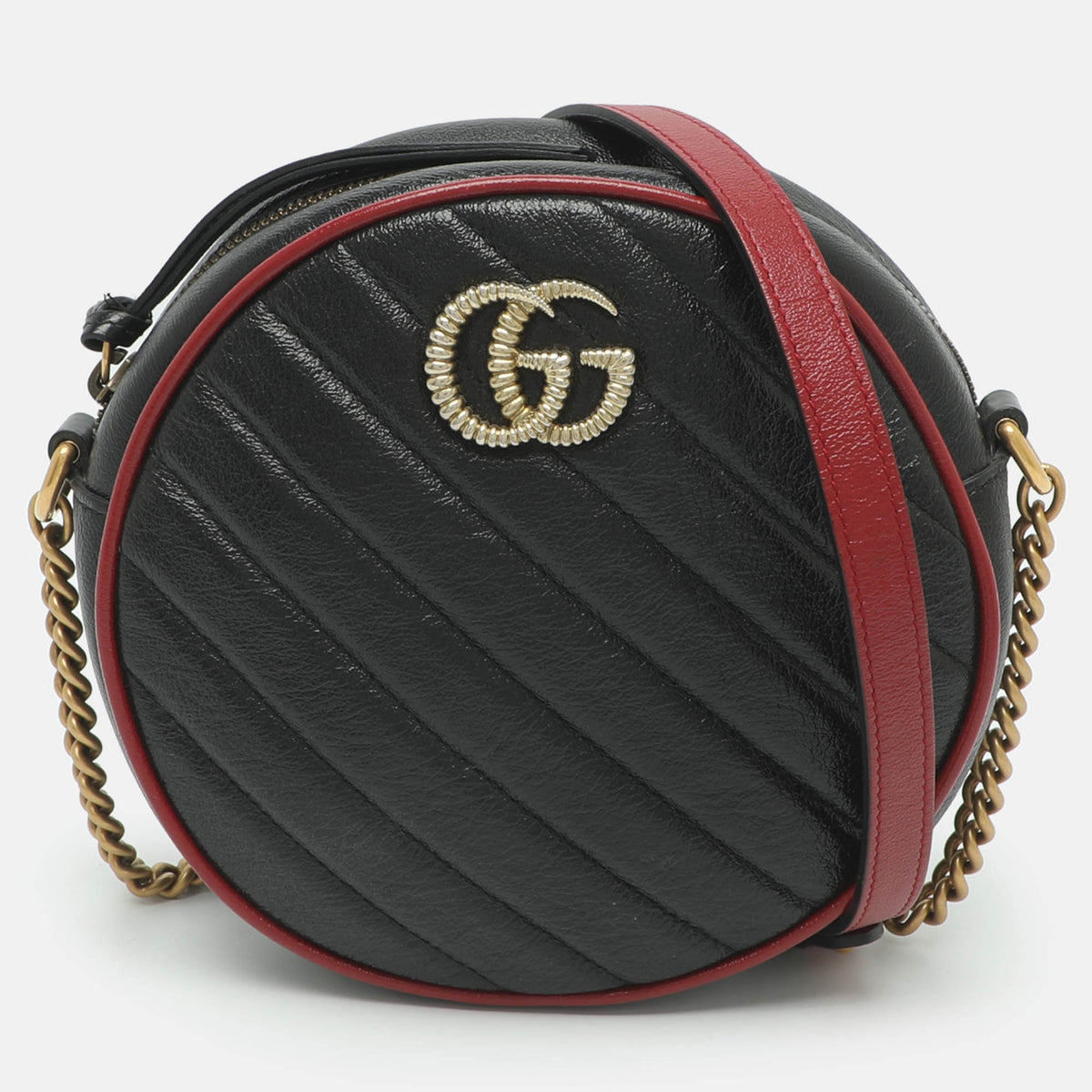 Gucci src:http://cdn.theluxurycloset.com/uploads/products/full/luxury-women-gucci-used-handbags-p1437790-001.jpg