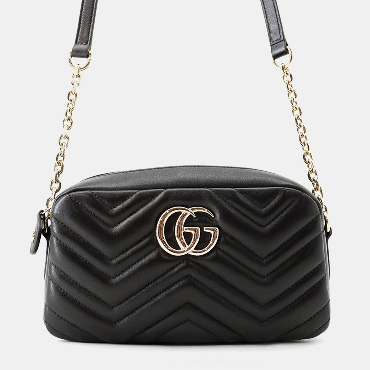 Gucci src:http://cdn.theluxurycloset.com/uploads/products/full/luxury-women-gucci-used-handbags-p1440277-001.jpg