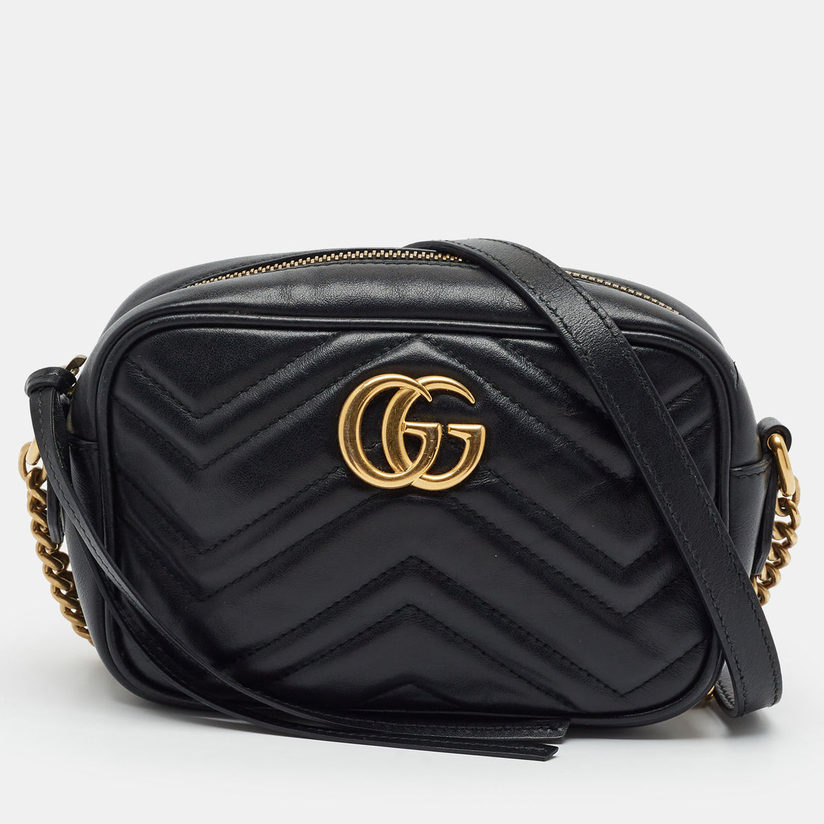 Gucci src:http://cdn.theluxurycloset.com/uploads/products/full/luxury-women-gucci-used-handbags-p1454830-001.jpg