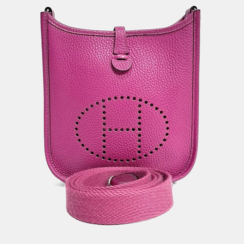 src:http://cdn.theluxurycloset.com/uploads/products/full/luxury-women-hermes-used-handbags-p1317497-006.jpg