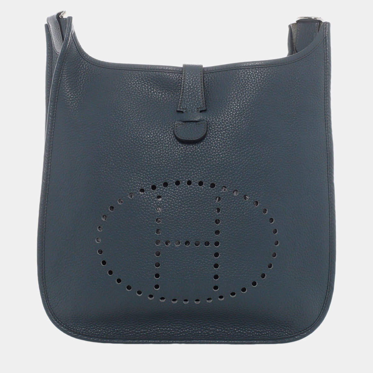 Hermès src:http://cdn.theluxurycloset.com/uploads/products/full/luxury-women-hermes-used-handbags-p1352917-002.jpg