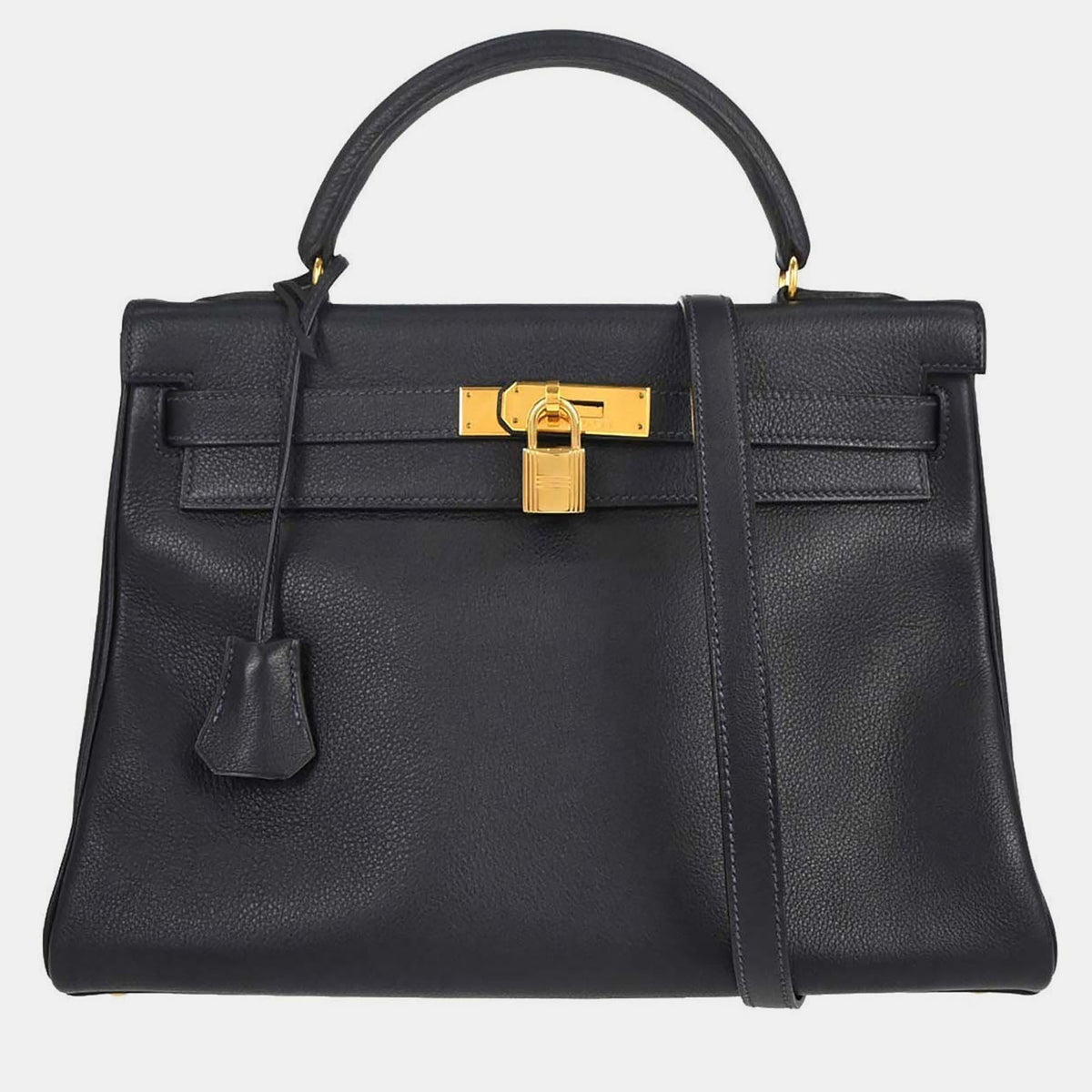 Hermès src:http://cdn.theluxurycloset.com/uploads/products/full/luxury-women-hermes-used-handbags-p1402546-011.jpg