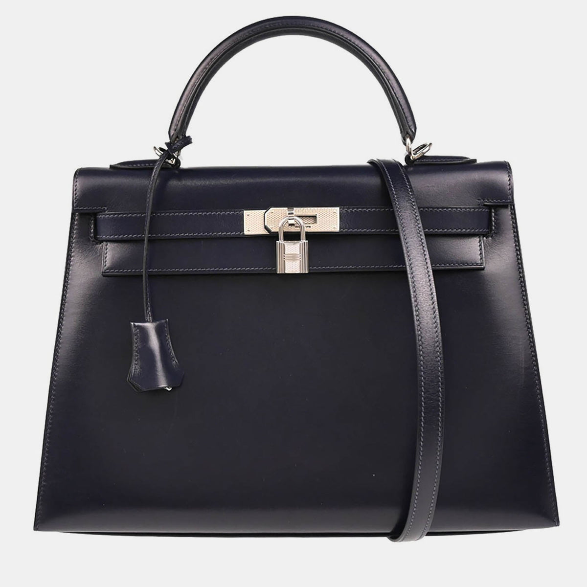 Hermès src:http://cdn.theluxurycloset.com/uploads/products/full/luxury-women-hermes-used-handbags-p1420810-009.jpg