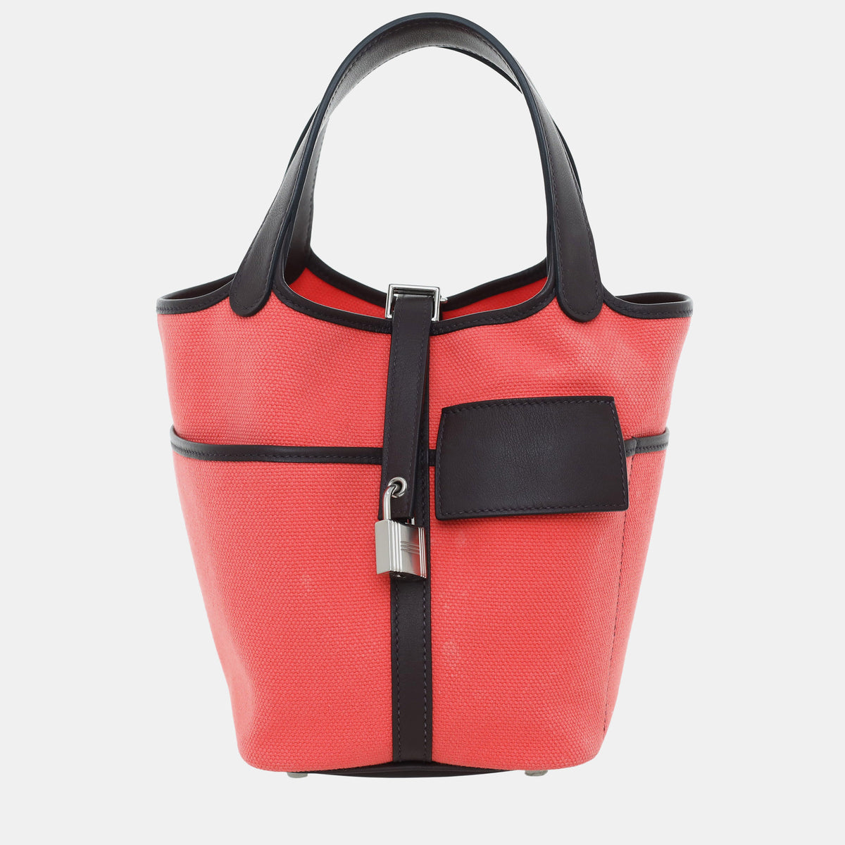 Hermès src:http://cdn.theluxurycloset.com/uploads/products/full/luxury-women-hermes-used-handbags-p1427392-001.jpg