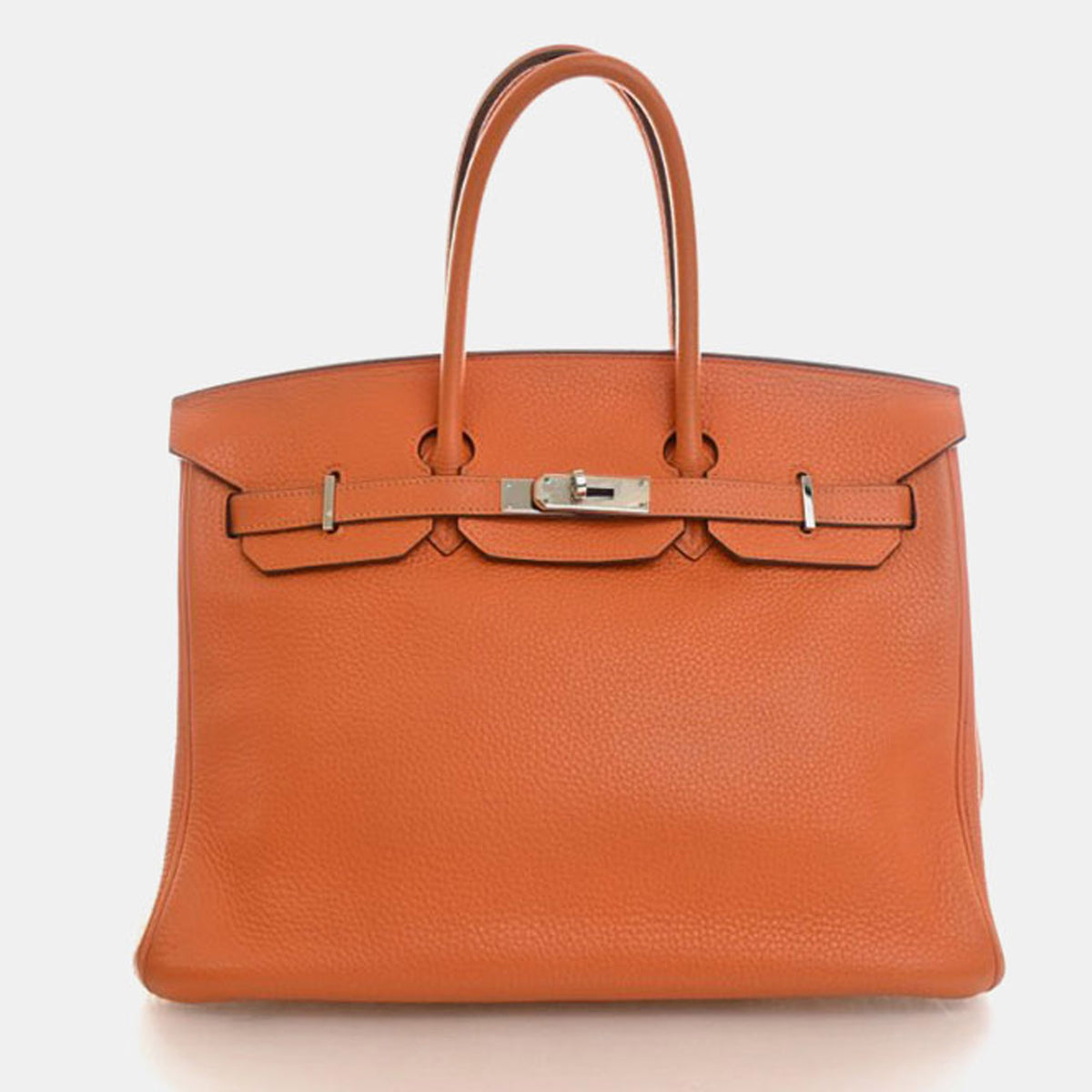 Hermès src:http://cdn.theluxurycloset.com/uploads/products/full/luxury-women-hermes-used-handbags-p1427533-009.jpg