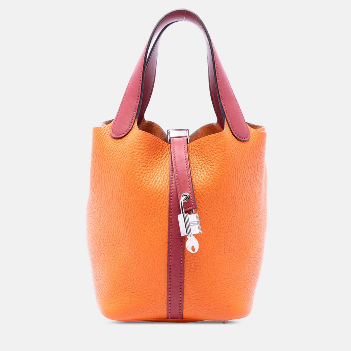 Hermès src:http://cdn.theluxurycloset.com/uploads/products/full/luxury-women-hermes-used-handbags-p1439395-006.jpg
